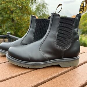 Dr. Martens Chelsea Boots Like New!